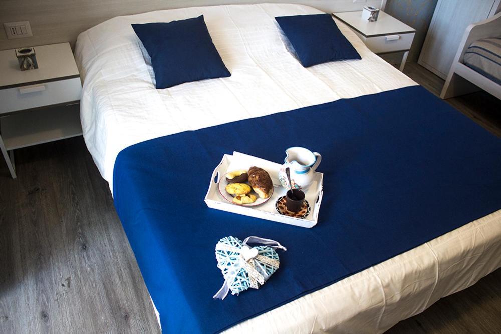 רימיני B&B Villa Montreux מראה חיצוני תמונה